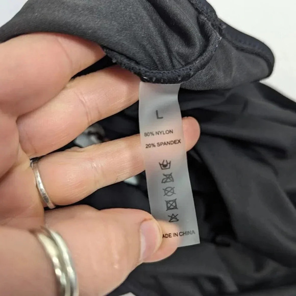 Summer bikini-high waisted black bottoms, animal print halter top L//XL O10 - Picture 12 of 14